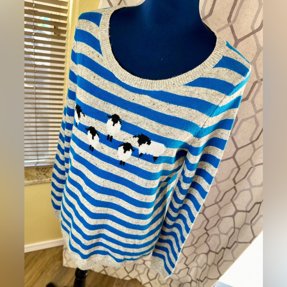 EUC Talbots Petite Grey & Blue Striped Sheep Intarsia Crew Neckline Sweater - Picture 6 of 13